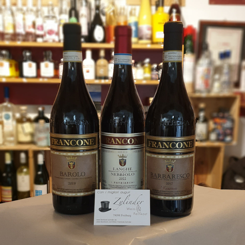 Weine aus Nebbiolo Traube der edlen Rebe aus dem Piemont - Nebbiolo, Barolo & Barbaresco
