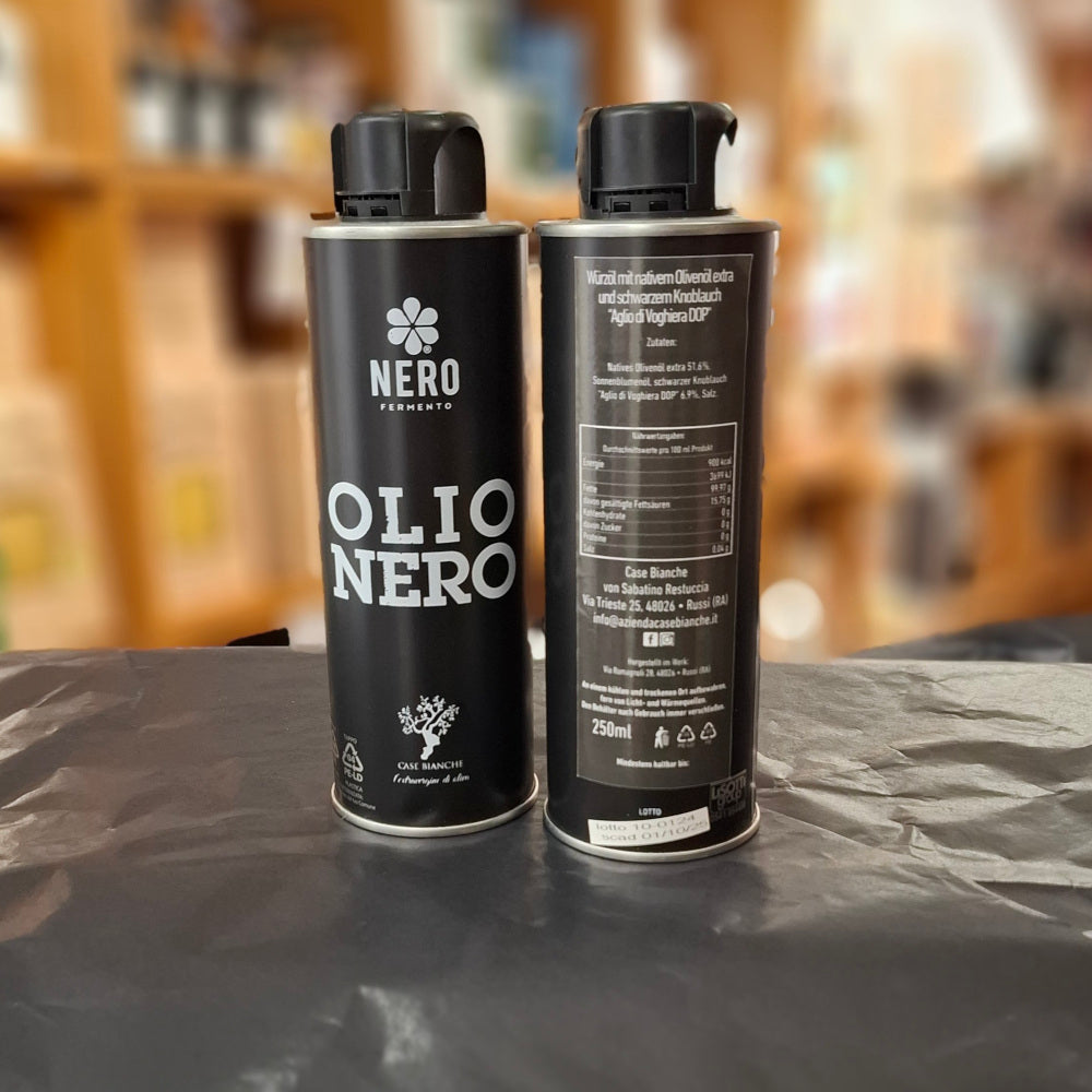 Natives Olivenöl Extra Vergine mit schwarzem Knoblauch " Aglio di Voghiera" - Nero Fermento Ravenna