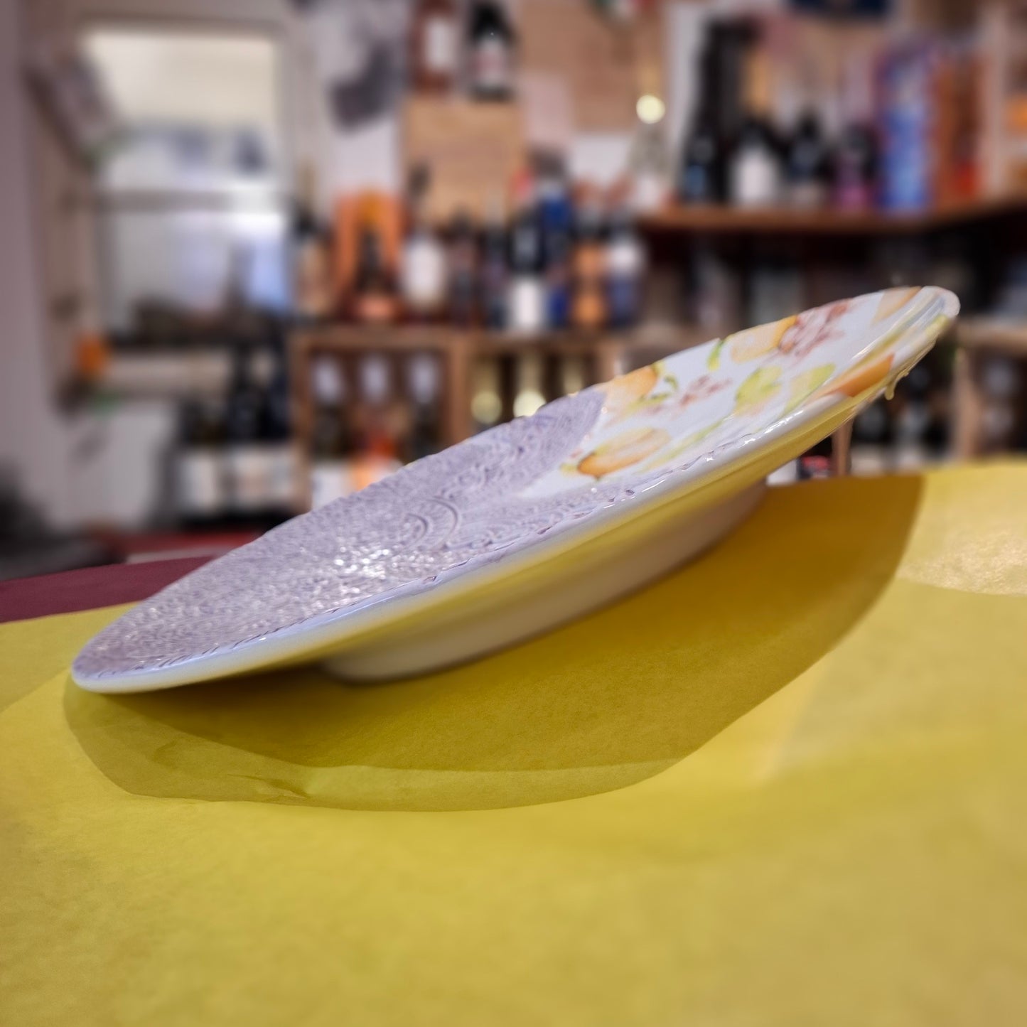 Keramik Teller - Unikat Zitrusblüte, Früchtee "Damascato"Handarbeit aus Italien ( Durchm. 35,5 cm ca. H 5 Cm. ca.)