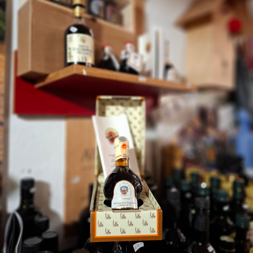 Aceto Balsamico Tradizionale di MODENA D.O.P. " 12 bis 25 Jahre"- Acetaia del Casato Bertoni - 100ml.