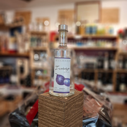 Spirituose - Zwetschge 0,5 l. - 42% - Zwetschgewasser - Von WUCHNER - 2023 PREMIERT WIE WORLD´S BEST CRAFT DISTILLERIES