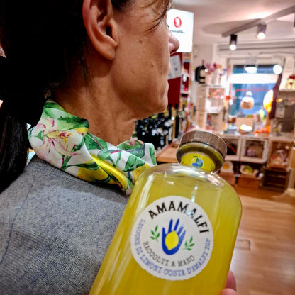 Amalfi hoch zwei: Limoncello & Foulard Limone