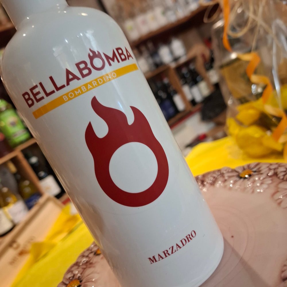 Eierlikörcreme BOMBARDINO - Bellabomba - 0.50 lt.Fl. 17% Vol. Distillerie Marzadro Nogaredo Italy