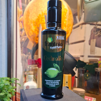 Olivenöl Condimento Cedrolio  aus Oliven & Frische Kalabreser Cedro Qualität liscio Diamante