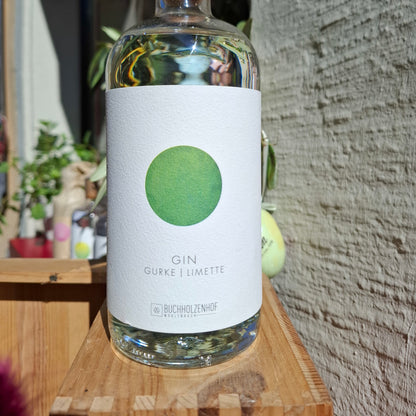 Gin aus dem Schwarzwald - Mühlenbach Brennerei Buchholzenhof - GURKE & LIMETTE GIN  0.5 lt. 40%