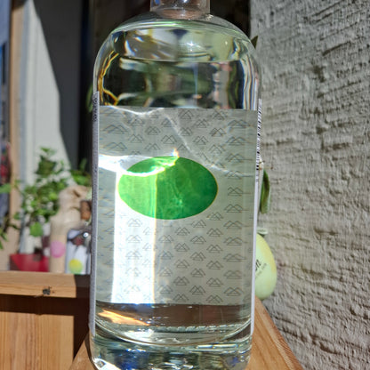 Gin aus dem Schwarzwald - Mühlenbach Brennerei Buchholzenhof - GURKE & LIMETTE GIN  0.5 lt. 40%